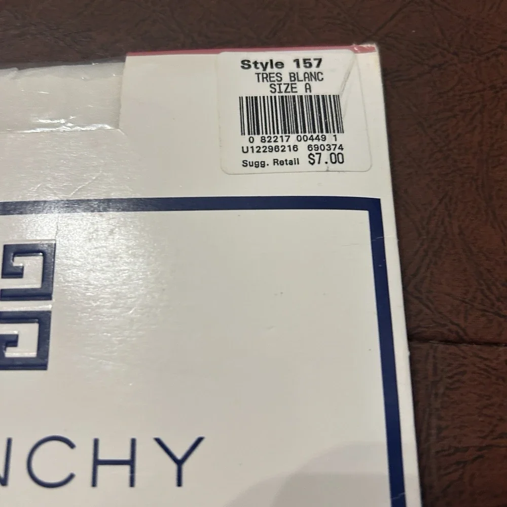 Vintage Givenchy Body Gleamers Pantyhose Style 157 White Size A Denier NOS